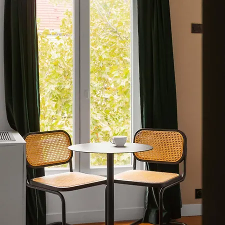 Отель Limehome Montmartre *