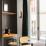 호텔 Limehome Montmartre 4*