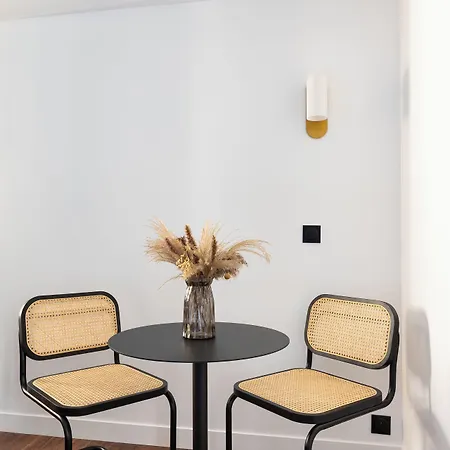 Hotel Limehome Montmartre Paris