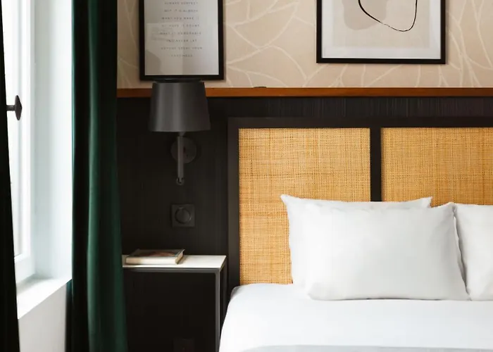 Limehome Montmartre מלון 4*