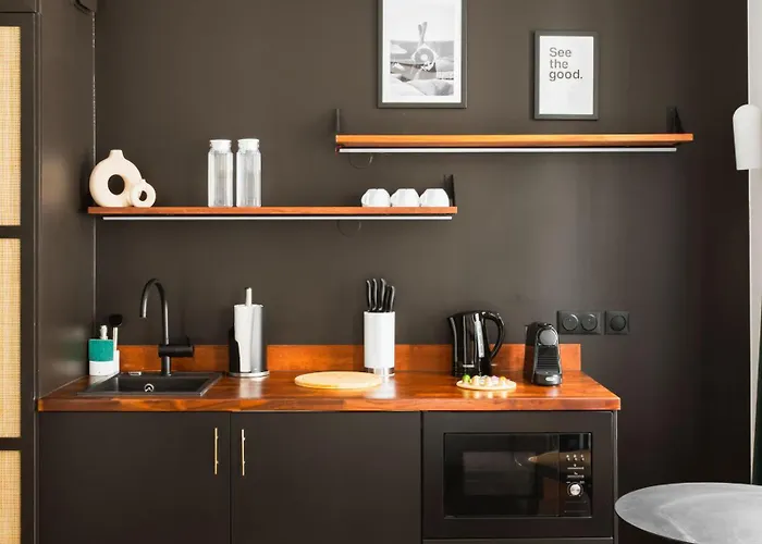 Limehome Montmartre Hotel París