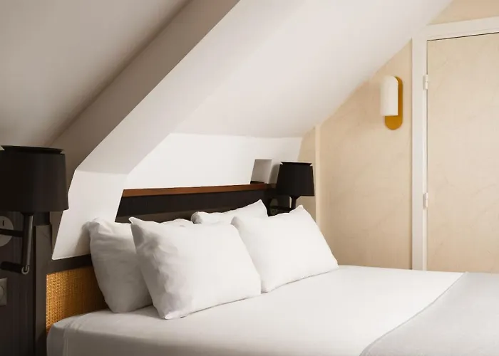 מלון Limehome Montmartre פריז