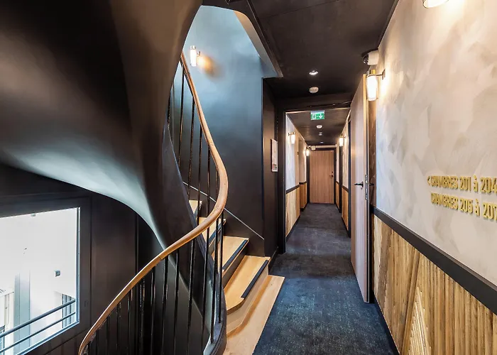 Limehome Montmartre Hotel París