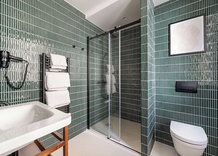 Hotel Limehome Montmartre París