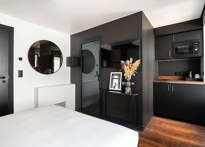 Limehome Montmartre Hotel París