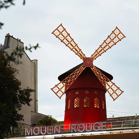 Limehome Montmartre Hotel 4*
