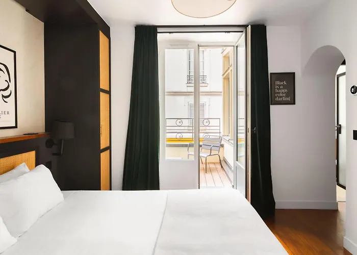 Limehome Montmartre מלון פריז