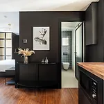 Limehome Montmartre Otel 4*